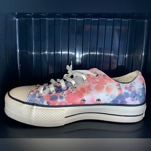 Flower Converse